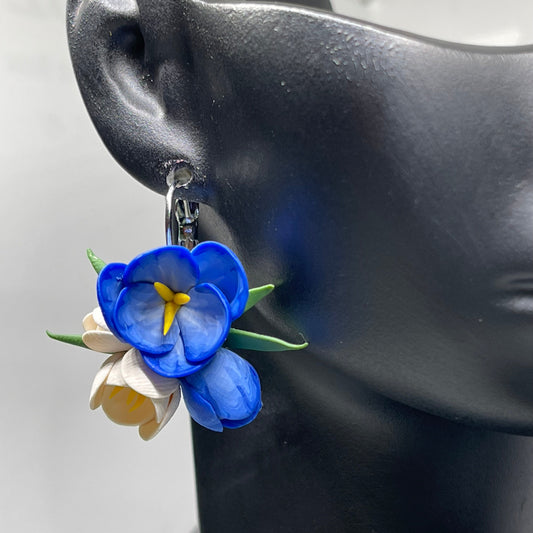 Blue crocus flower