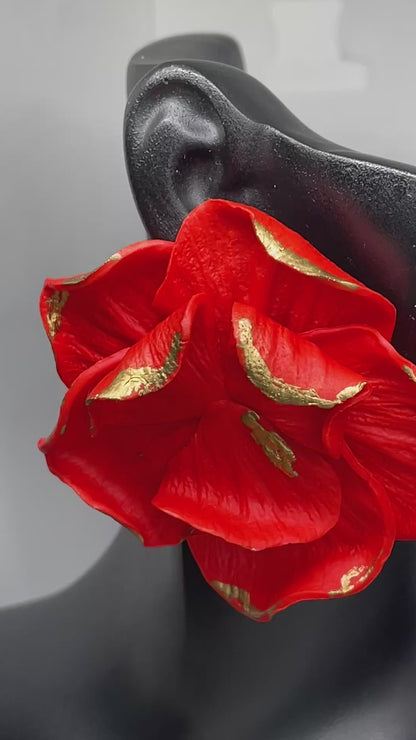 Statement red petal flower
